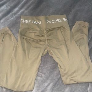 PCHEE KHAKI SOFT WAISTBAND SCRUNCH BUTT LEGGINGS
